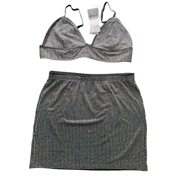 Kikiriki Dresses & Skirts - Kikiriki Medium 2 piece studded top and skirt set black
